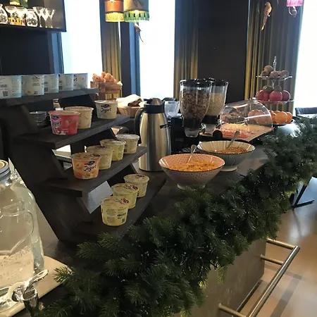 Visionapartments Militaerstrasse - Contactless Check-in Апартаменти Цюрих